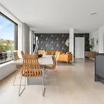 アパート Luxury Downtown With 2 Bedrooms And 2 Bathrooms And Parking *