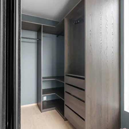 Luxury Apartment Downtown Tromso With 2 Bathrooms 2 Bedrooms And Parking Apartamento