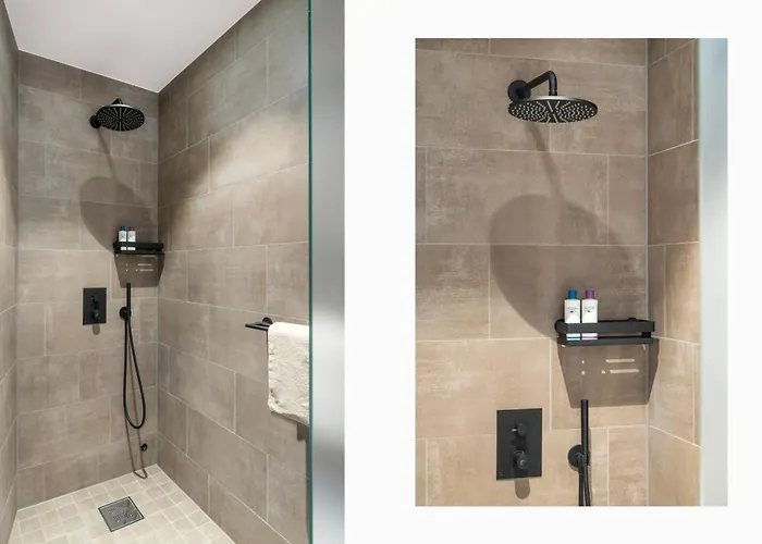 Luxury Downtown With 2 Bedrooms And 2 Bathrooms And Parking Апартаменты